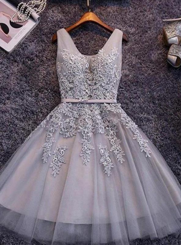 Tulle Sash/Ribbon/Belt Applique Beading V Neck Lace Up Sleeveless Homecoming Dresses