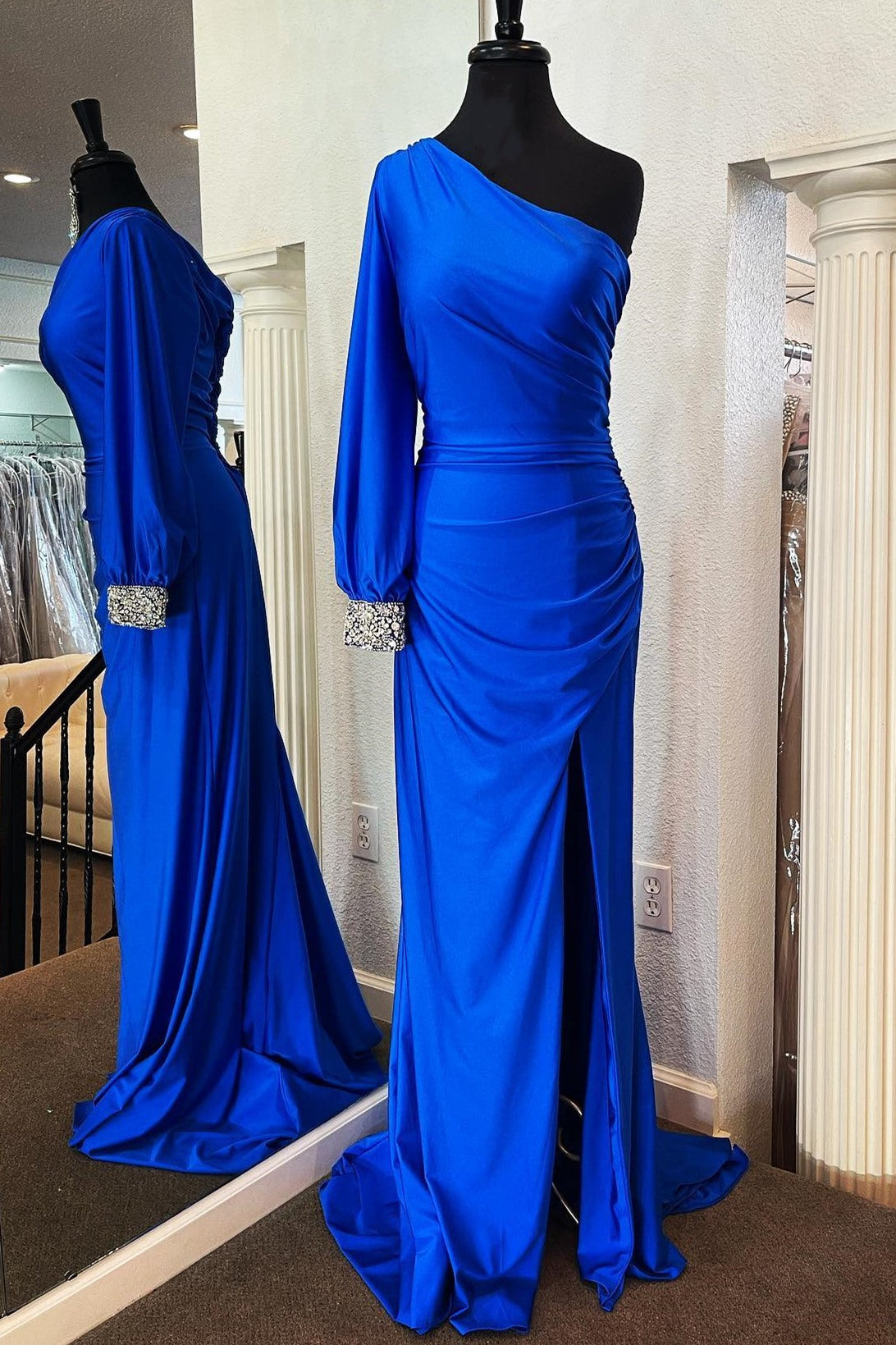 Mermaid One Shoulder Long Sleeve Royal Blue Party Dress