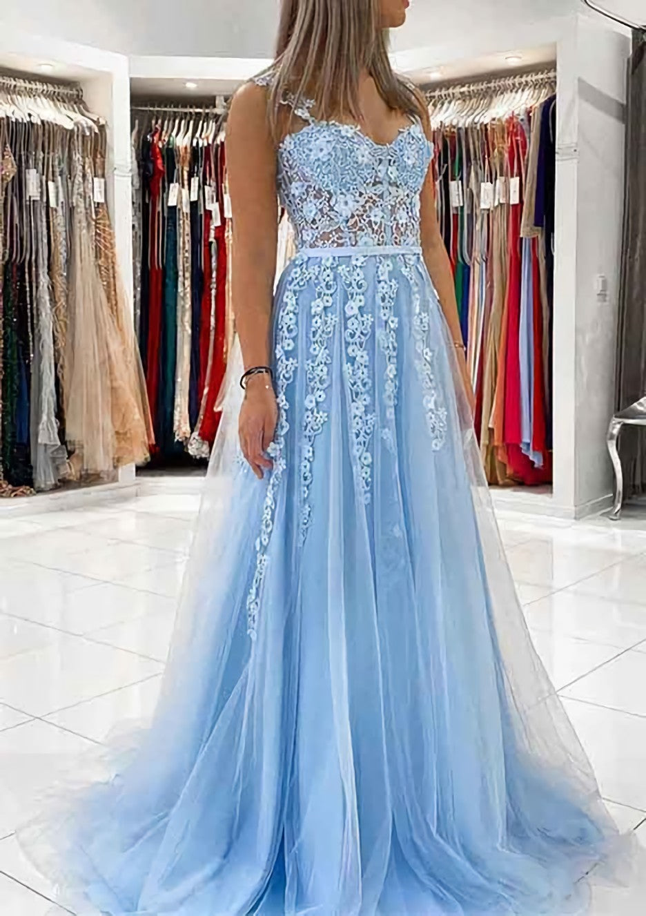 Ball Gown Princess Sweetheart Tulle Sweep Train Prom Dress With Appliqued Lace