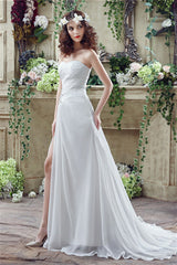 Chiffon Sweetheart Neckline A-Line Wedding Dresses With Rhinestones