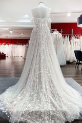 Gorgeous Long A-line Off-the-shoulder Tulle Appliques Lace Wedding Dress