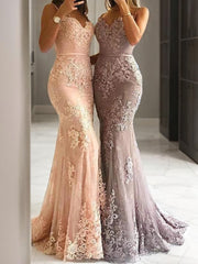 Sheath/Column Spaghetti Straps Sweep Train Tulle Evening Dresses With Appliques Lace