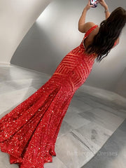 Sheath/Column V-neck Sweep Train Prom Dresses