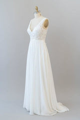 V-neck Appliques Chiffon A-line Wedding Dress