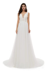 V-Neck Beaded Lace Beaded Applique Tulle Wedding Dresses