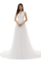 White Tulle Scoop Neck Lace Appliques Beading Wedding Dresses